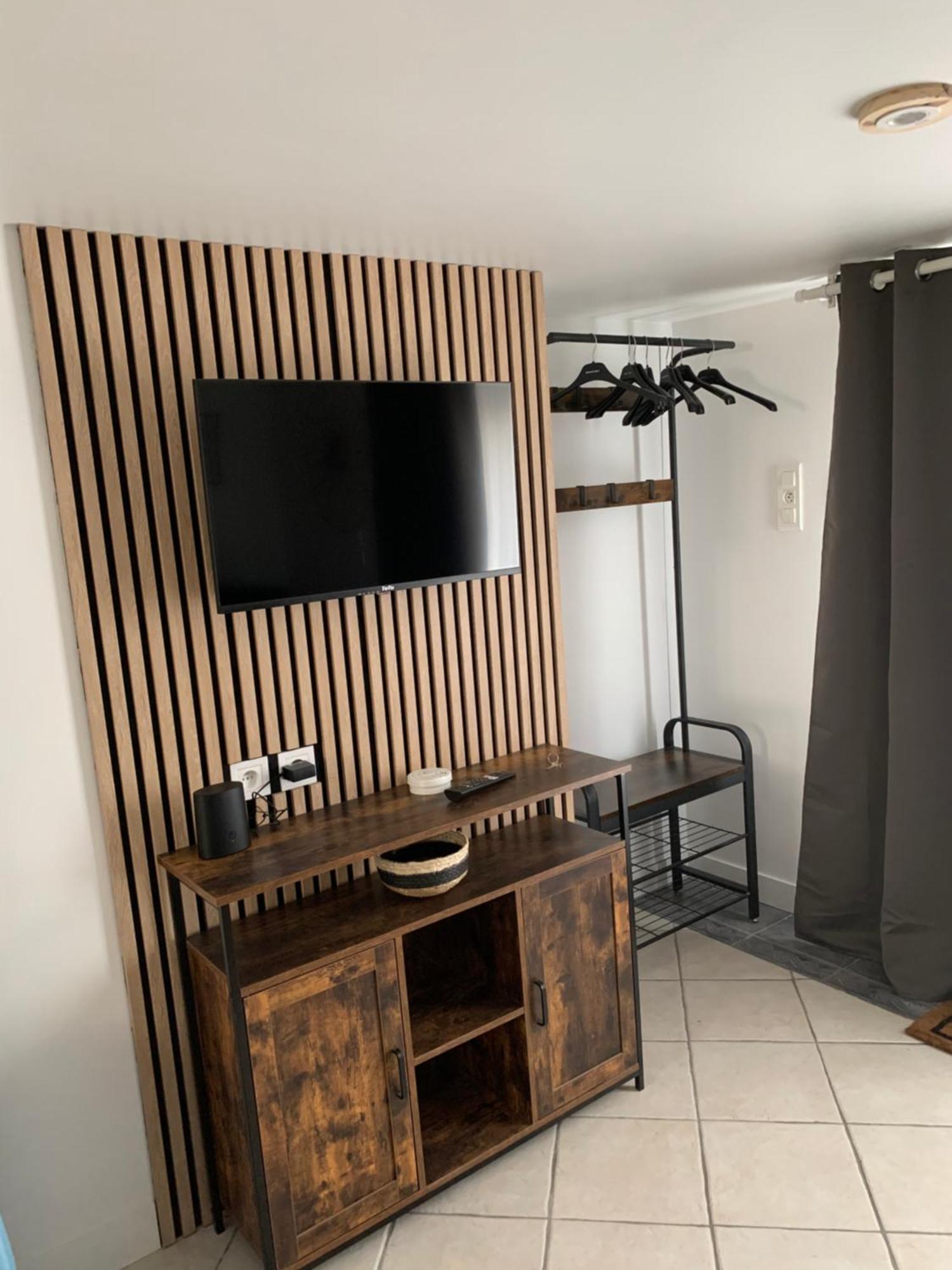 Appart Studio Rdc De Maison Avec Exterieur Proche Reims Tinqueux Zewnętrze zdjęcie