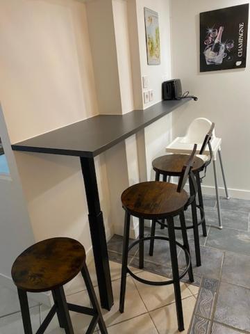 Appart Studio Rdc De Maison Avec Exterieur Proche Reims Tinqueux Zewnętrze zdjęcie